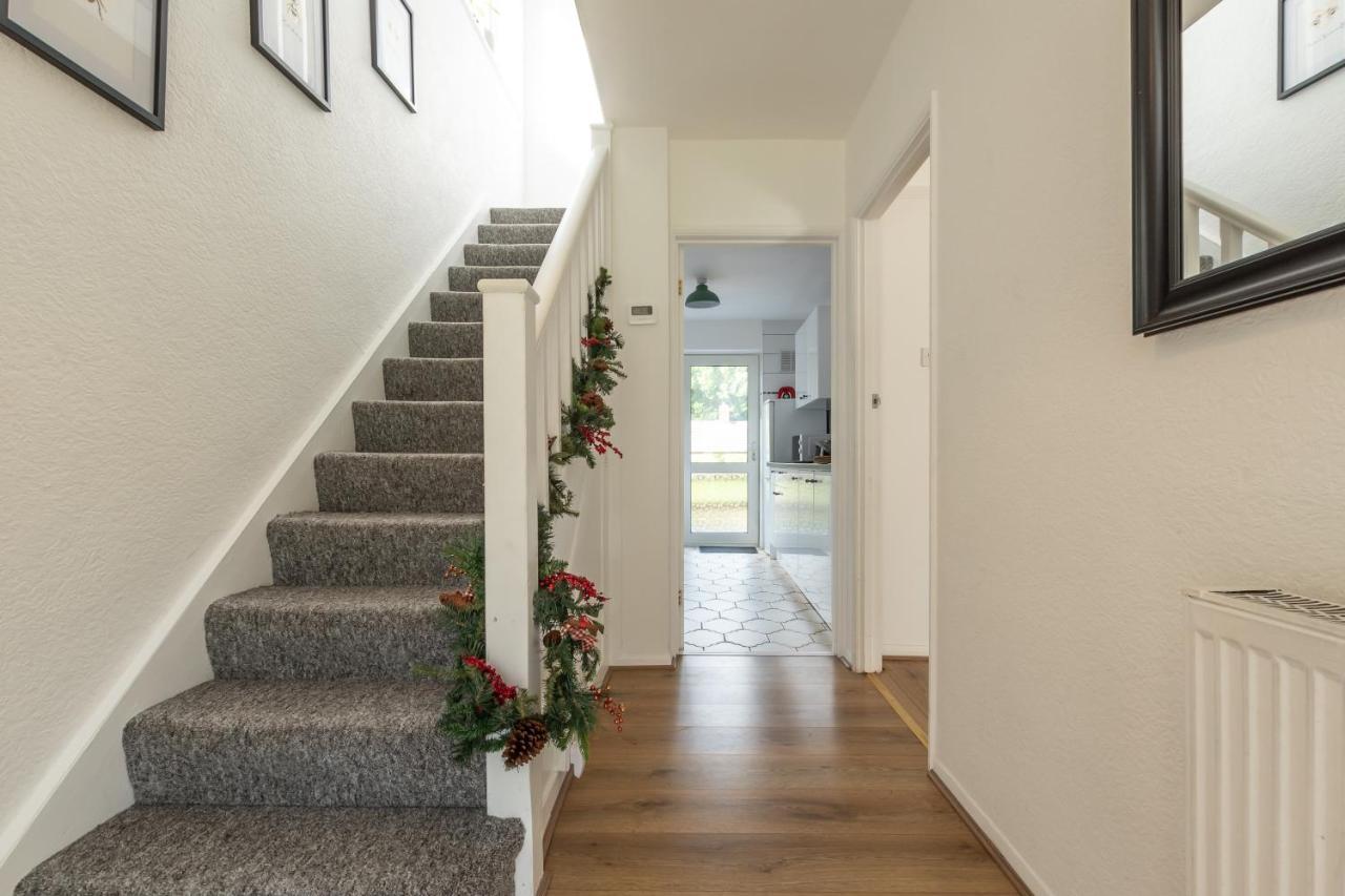 3 Bedrooms House Ideal For Long Stays! Southampton Exterior foto